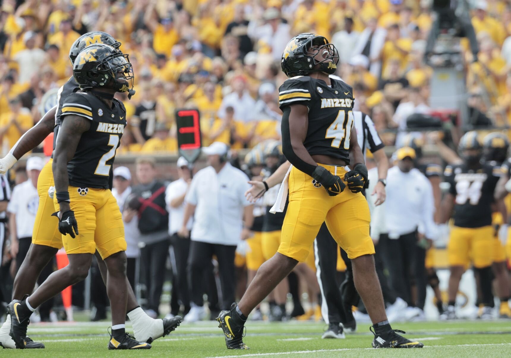 Border War returns as Mzzou host Kansas